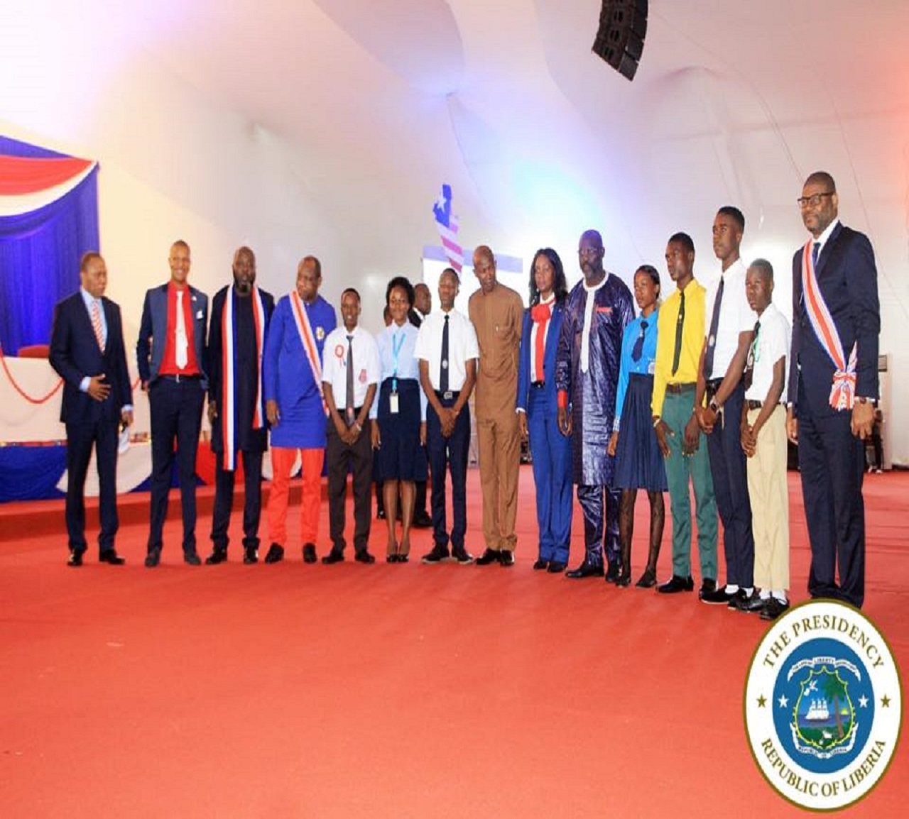 40051796_2181123635491950_6048611342129037312_n